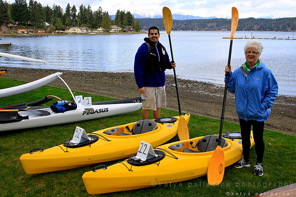 Two generations of paddlers